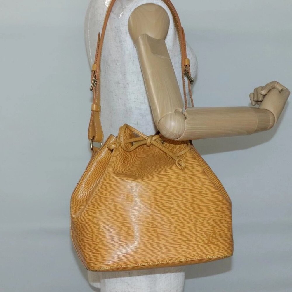 LOUIS VUITTON Epi Petit Noe Shoulder Bag Yellow